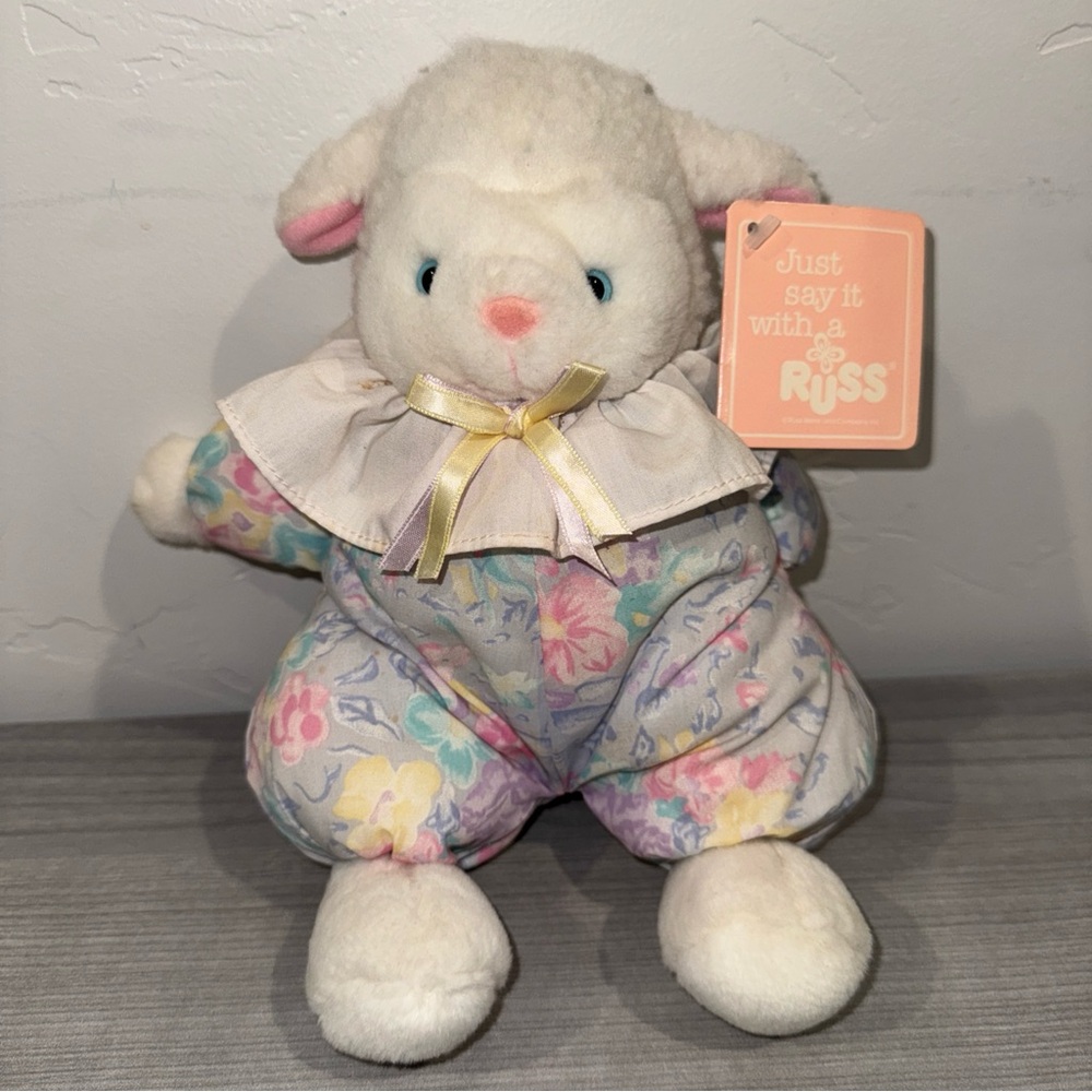VTG Russ Berrie Luv Pet Floppity Little White Lamb Sheep Floral Bow Blue Eye 12”